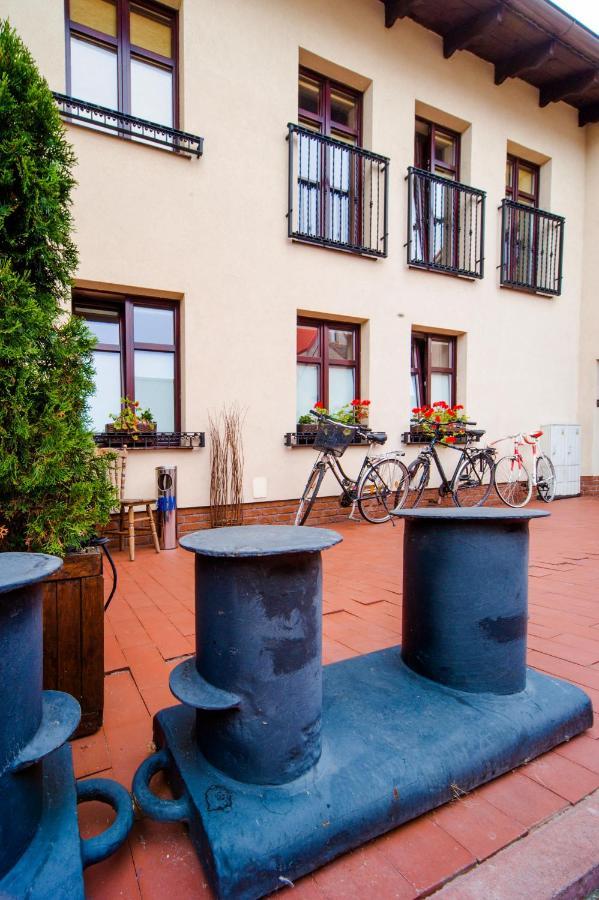 Villa & Restaurant Admiral Nelson Hel Exterior foto